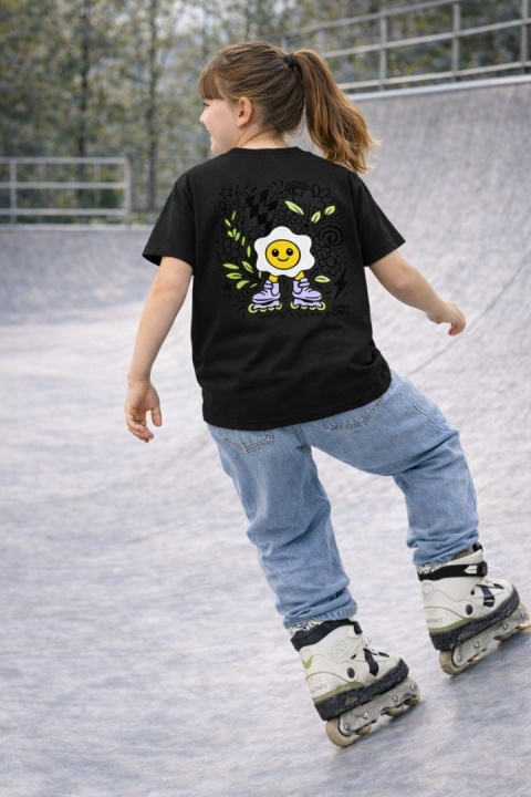 ChatGPT powiedział: Kids’ T-shirt Jajko Flower – urban style for kids (black)
