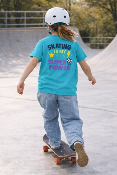Kids’ T-shirt Skating Is My Super Power – streetwear kids (light blue)