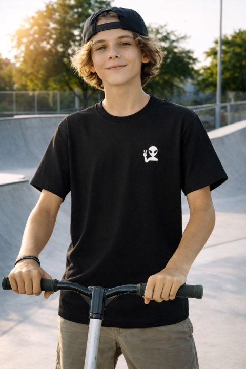 alien scoot scooter t-shirt color