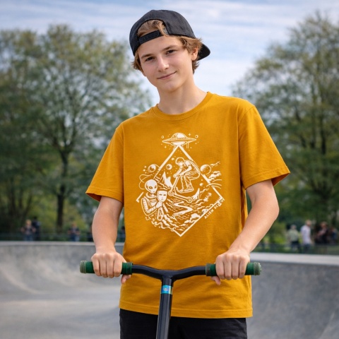 Hello Human Starfall Scooter T-shirt - Alien Scoot Stunt Scooter T-shirt (mustard)